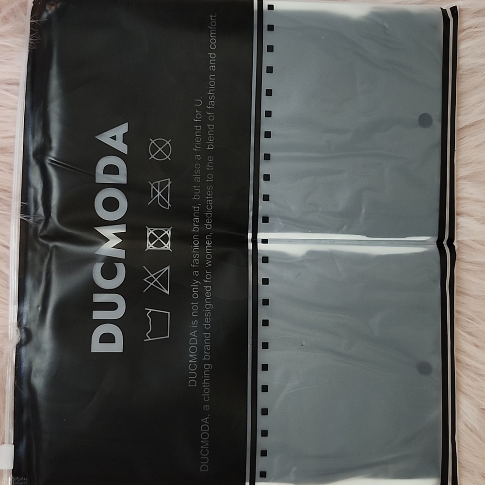 Brand New 2CT DUCMODA WOMEN'S DURABILITY SHEER TIGHTS-S